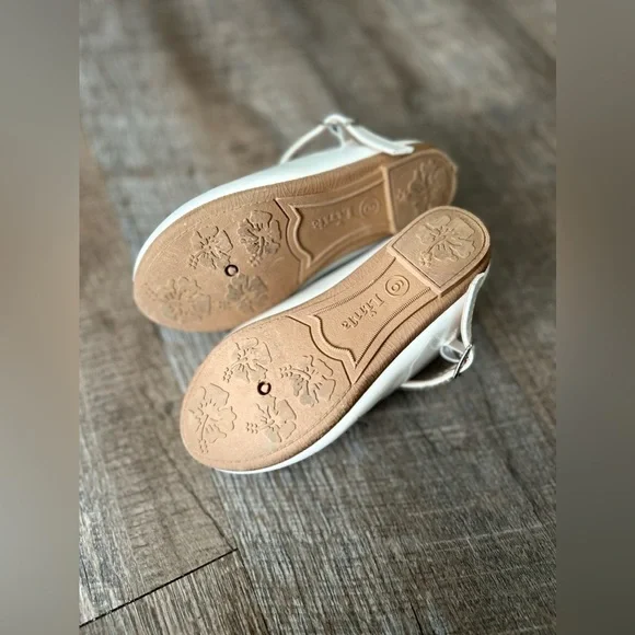 Link Toddler White Shoes Size 9 - Picture 7 of 8